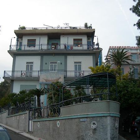B&B La Nave Napels Buitenkant foto