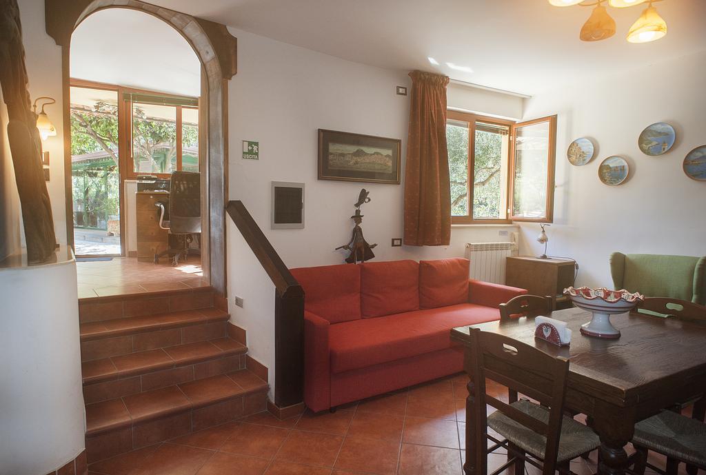 B&B La Nave Napels Buitenkant foto